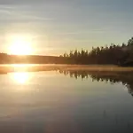 Isokenkäisten Klubi - Wilderness