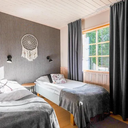 Isokenkaeisten Klubi - Wilderness 2*