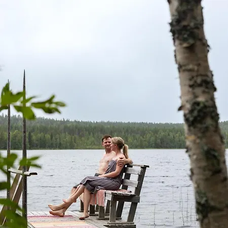 Hotel Isokenkaeisten Klubi - Wilderness Kiviperä
