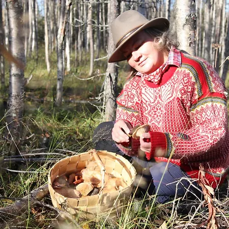 Hotel Isokenkaeisten Klubi - Wilderness 2*