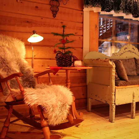 Isokenkaeisten Klubi - Wilderness 2*