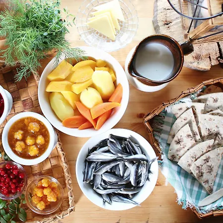 Isokenkaeisten Klubi - Wilderness