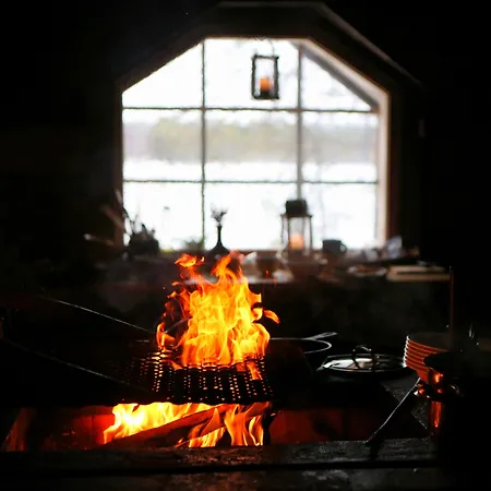 Isokenkaeisten Klubi - Wilderness