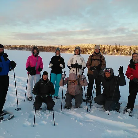 Isokenkaeisten Klubi - Wilderness Hotel 2*