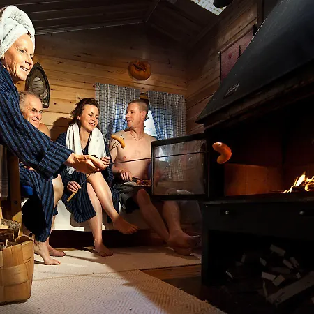 Isokenkaeisten Klubi - Wilderness 2* Kiviperä