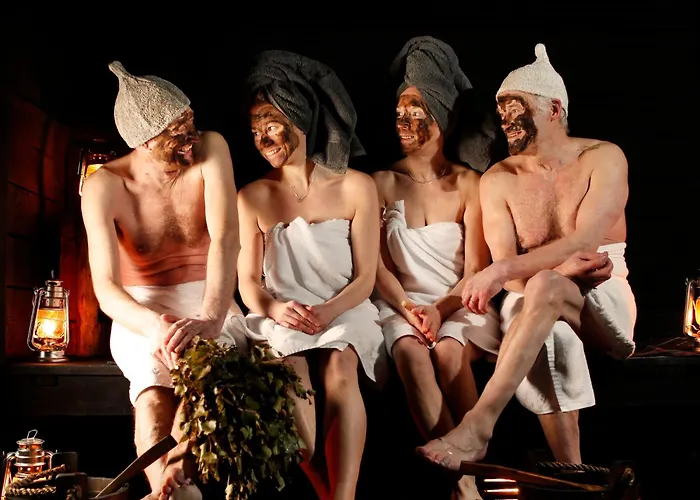 Isokenkaeisten Klubi - Wilderness فندق