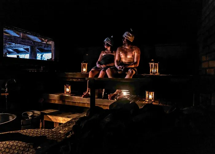 Isokenkaeisten Klubi - Wilderness 2* Kiviperä