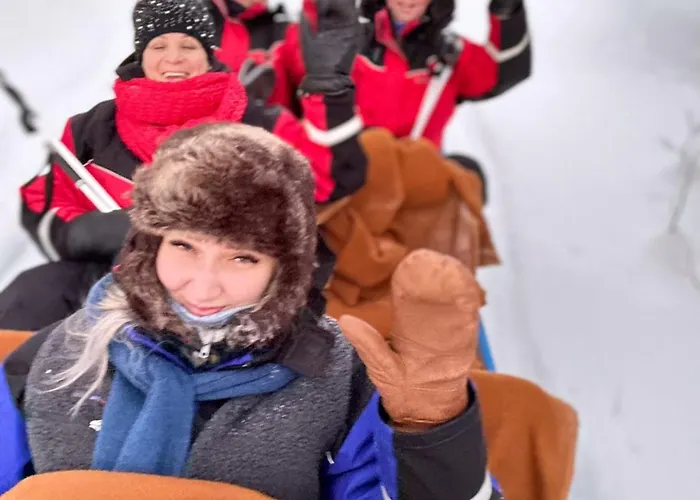 Isokenkaeisten Klubi - Wilderness