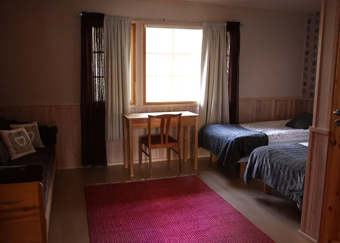 Isokenkaeisten Klubi - Wilderness 2* Kiviperä