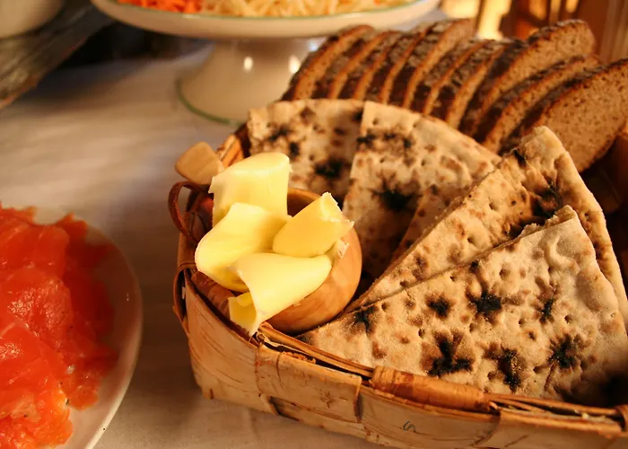 Isokenkaeisten Klubi - Wilderness 2*