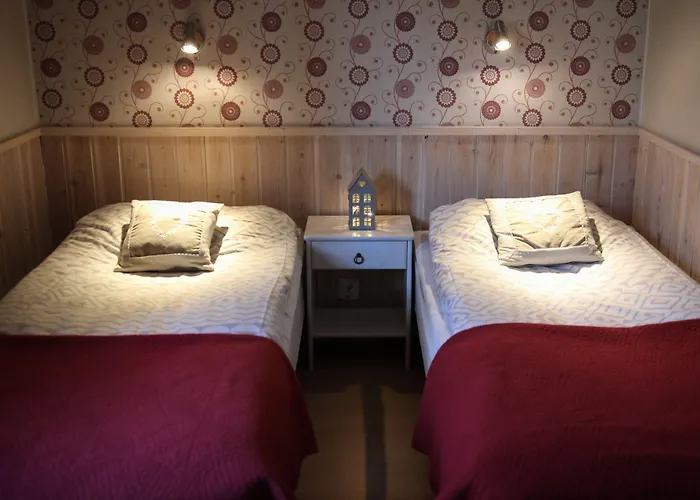 Isokenkaeisten Klubi - Wilderness