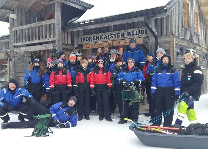 Isokenkäisten Klubi - Wilderness Hotelli Kiviperä