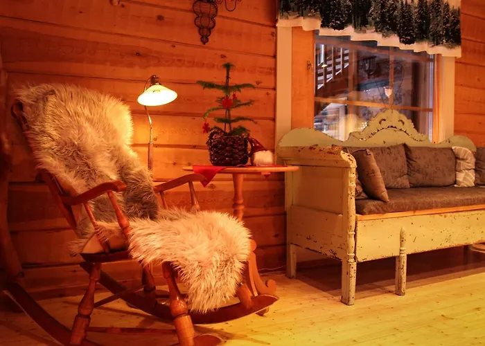 Isokenkäisten Klubi - Wilderness 2*