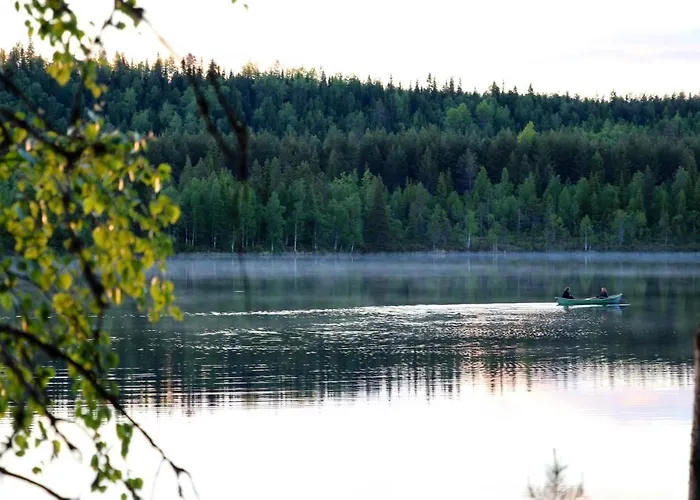 Isokenkäisten Klubi - Wilderness 2* Kiviperä